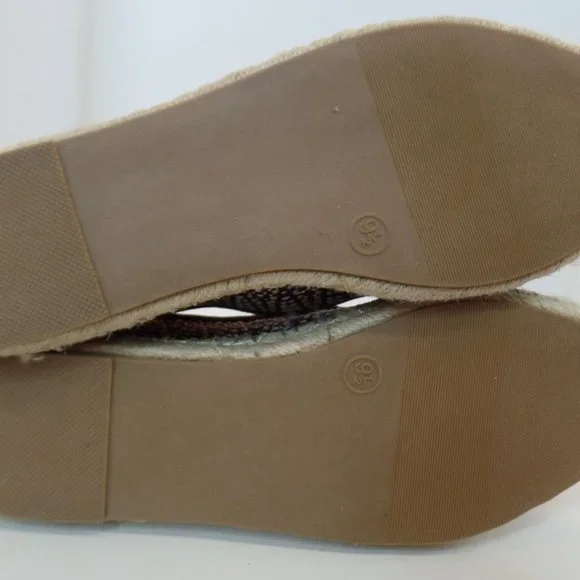 Universal Thread Carly Womens Black Woven Espadrille Flat Slip on 9.5 - Picture 7 of 13